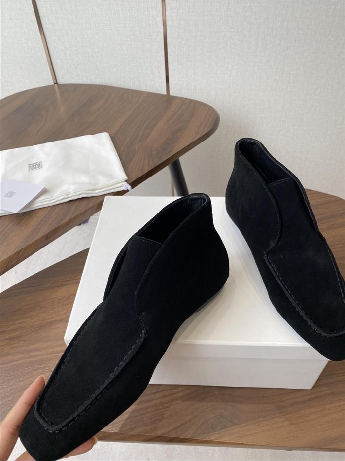 20251128174315556 370